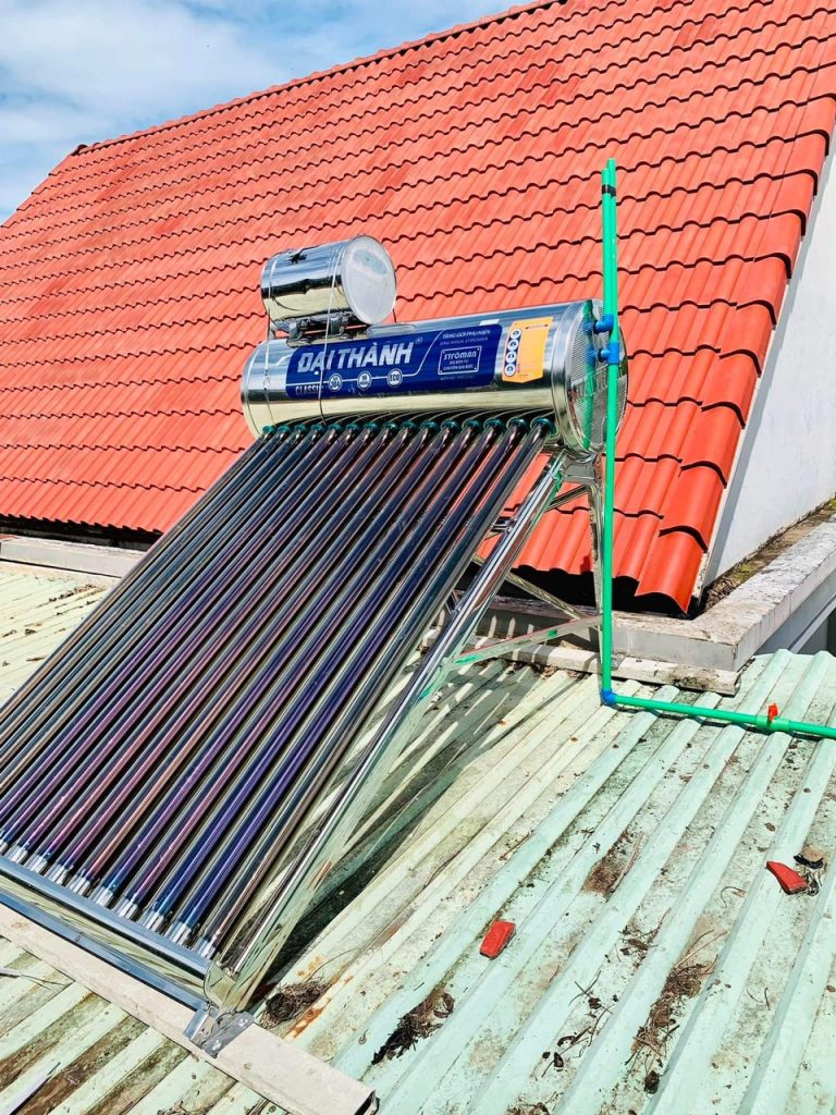 Lắp máy nước nóng mặt trời Đại Thành tại Tây Ninh giá rẻ - ĐỨC THANH